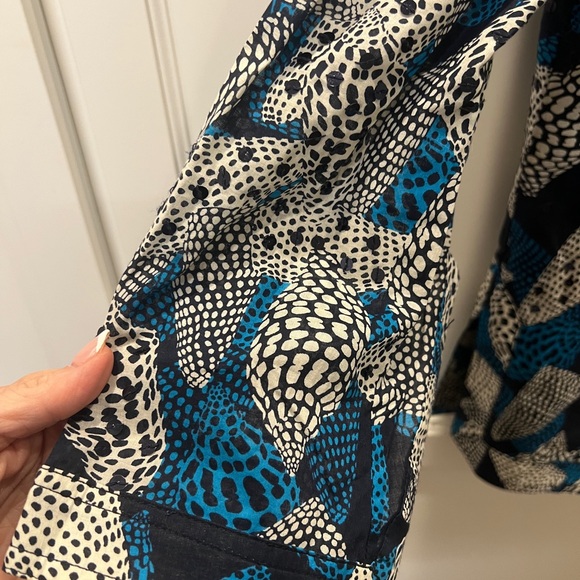 Tory Burch Stephanie Blue Sea Shell Sequins Detail Top Size 10 - Picture 7 of 7